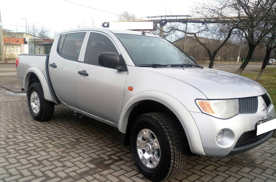 Фотогалерея дисків на авто Mitsubishi