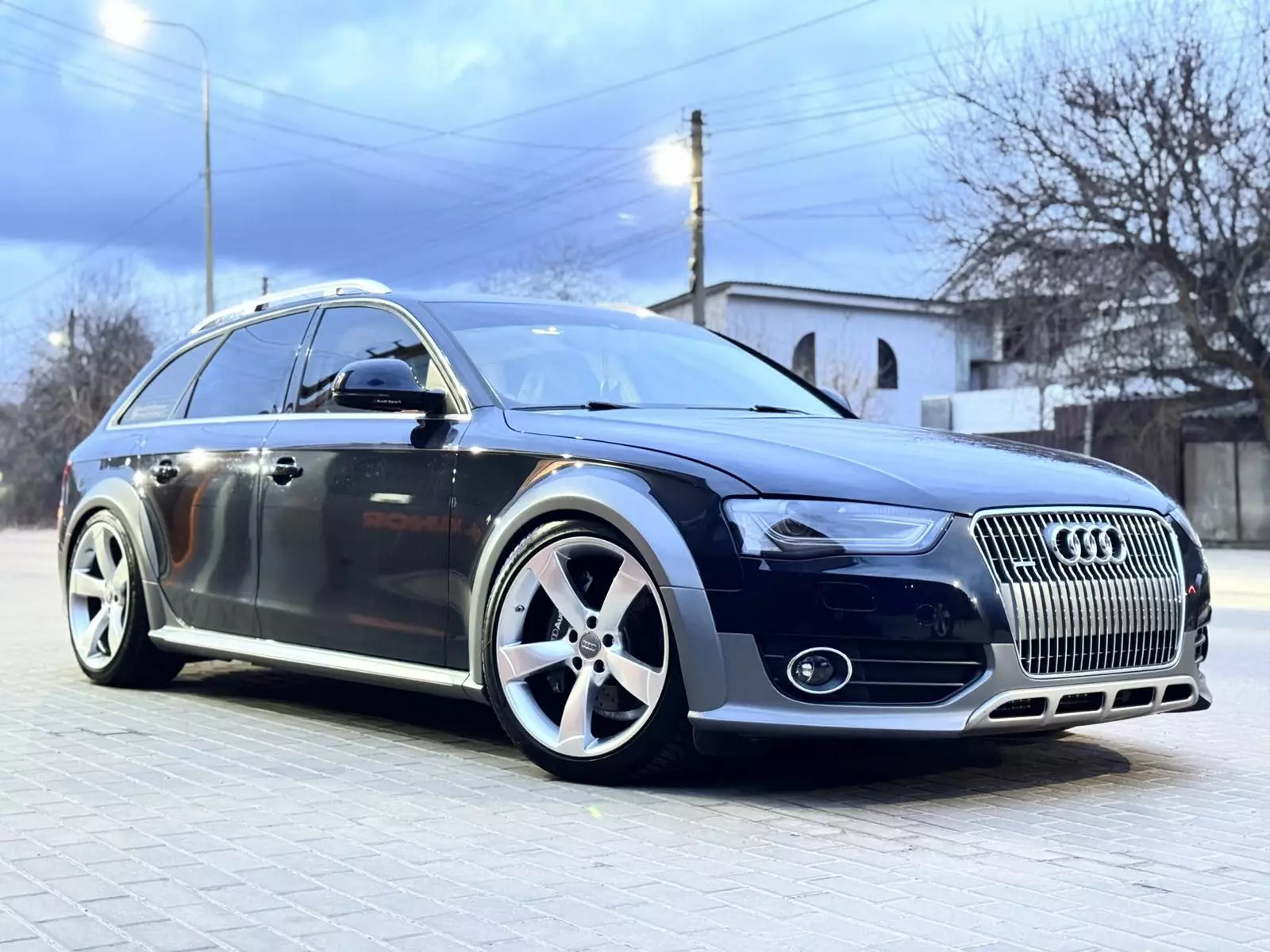 Фотогалерея дисків на авто A4