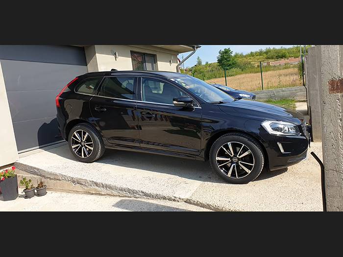 Фотогалерея дисків на авто Volvo