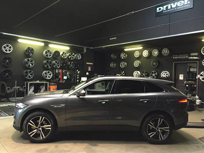 Фотогалерея дисків на авто Jaguar X-Type