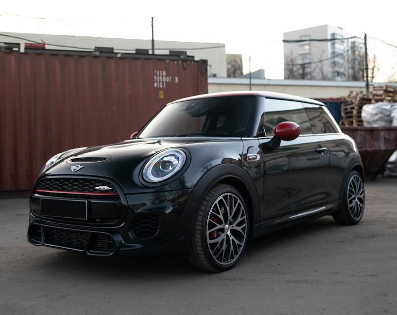 Фотогалерея дисків на авто Cooper JCW