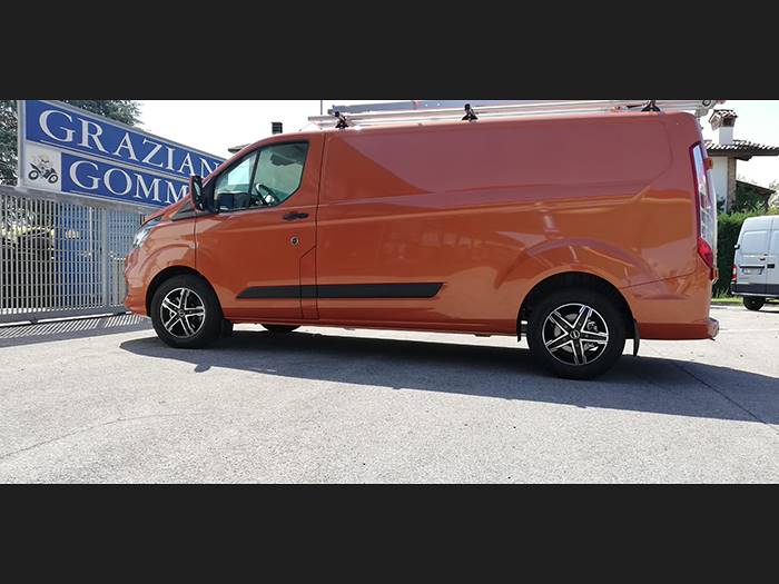 Фотогалерея дисків на авто Ford