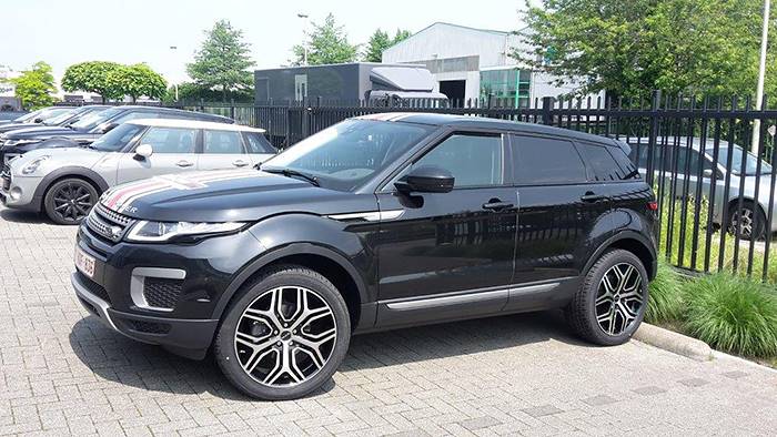 Фотогалерея дисків на авто Range Rover