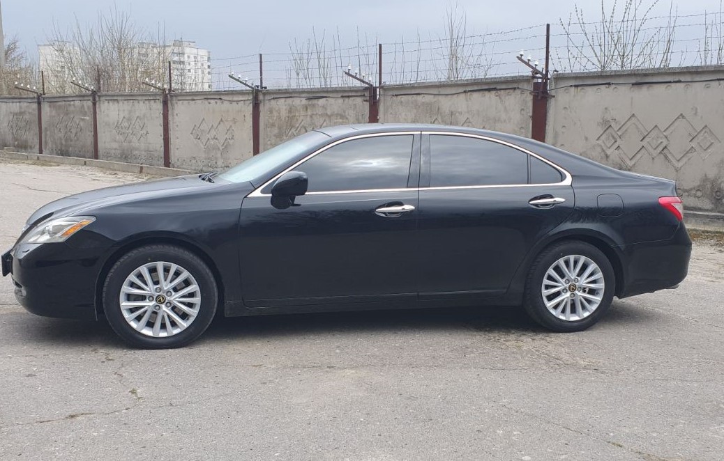 Фотогалерея дисків на авто Lexus