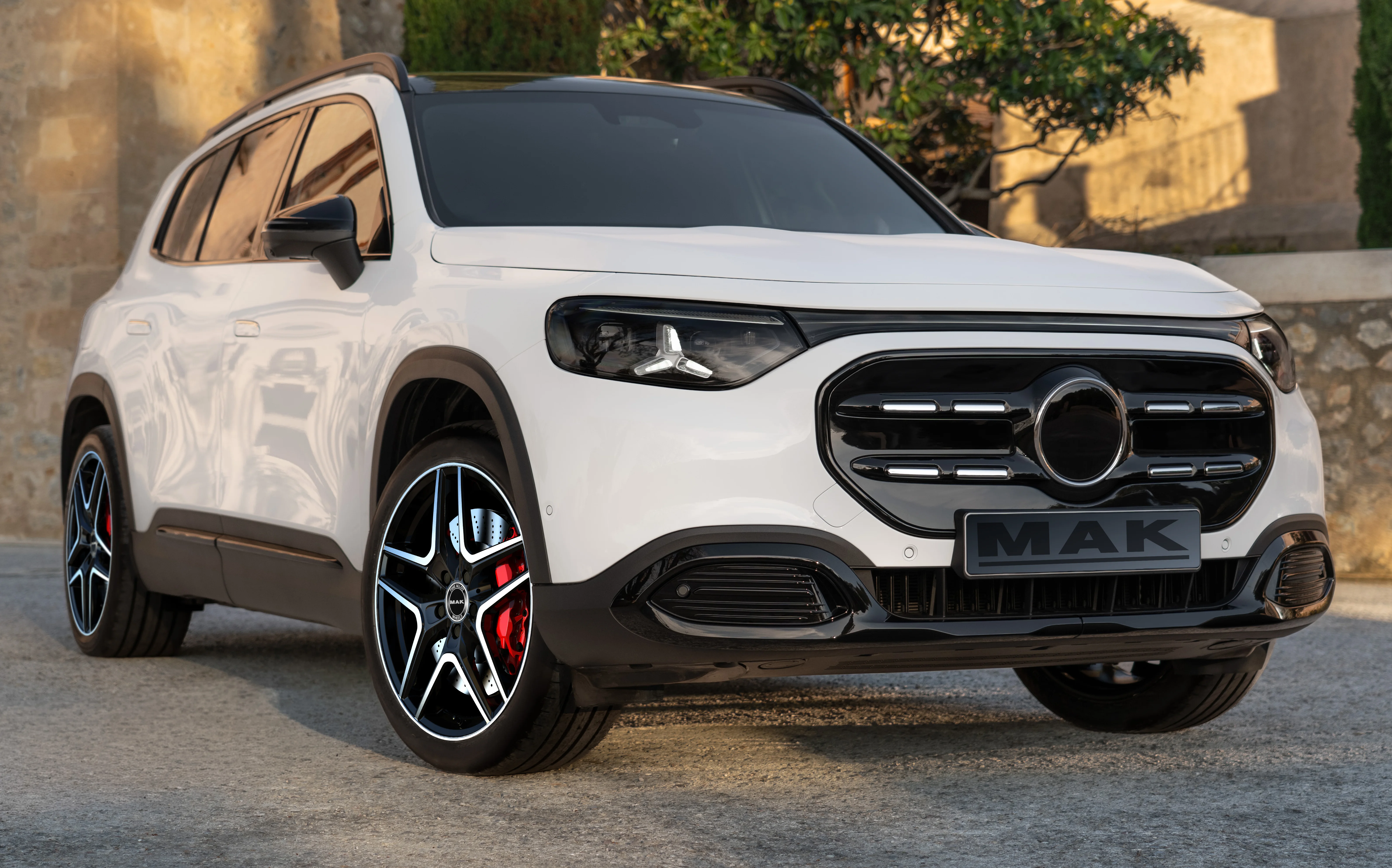 Легкосплавні диски MAK AURUM Gloss Black Mirror Ring на Mercedes-Benz GLA 45 AMG